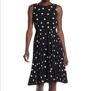 TAHARI B&W Sleeveless Polkadot Dress NWT
